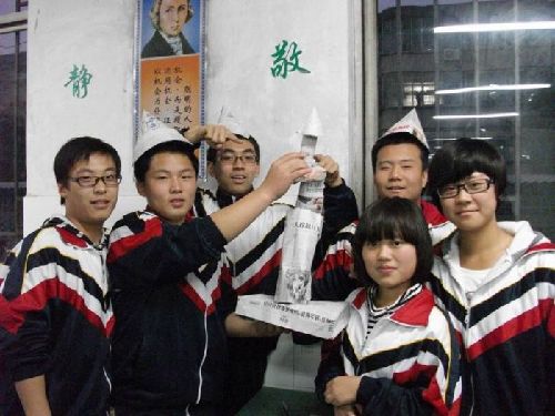 邢台三中的高中怎样啊?-我将上高中了,邢台金