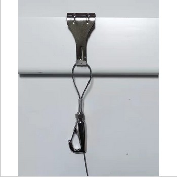 青羊区艺缘斋画廊( 官网：http://www.cdyyz.com 联系电话：13980690606 邮箱地址：583941362@qq.com)