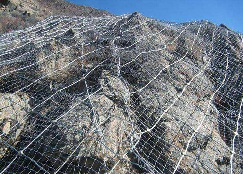 成都市明利金属( 官网：http://www.mingligs.com/ 联系电话：13880002338)丝网有限公司