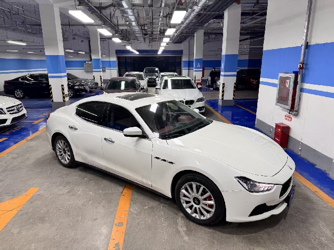 北京伟驰上门收车( 联系电话：13911057865)