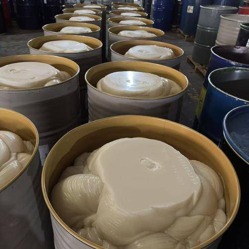 东莞市华诚润滑油科技有限公司( 官网：https://www.zhongshang114.cn/top/qddghc 联系电话：13538353141)