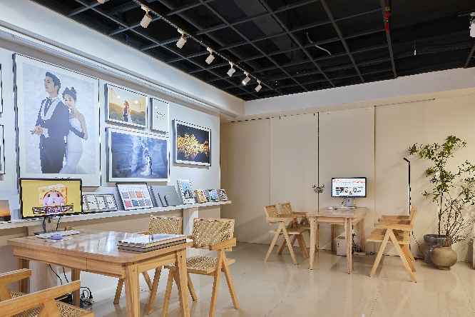 芭莎印象( 联系电话：13322702408)婚纱摄影店