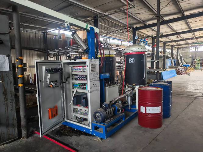 甘肃德顺( 官网：www.gsdsmykj.cn 联系电话：13893470399 邮箱地址：343233142@qq.com)科技门业有限公司2