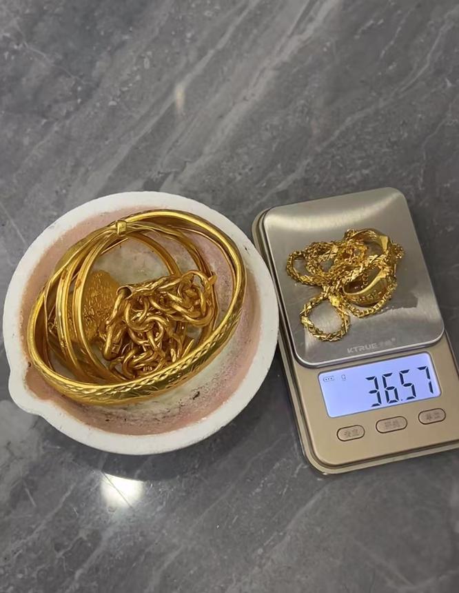 南昌高新区新奢珠宝行 南昌高新区新奢珠宝行