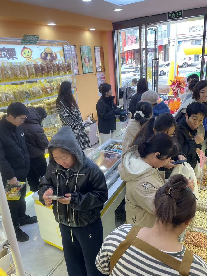 店内火爆照片