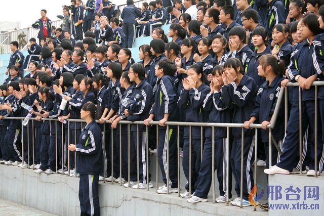 邢台一中第三届体育节开幕_邢台胡子