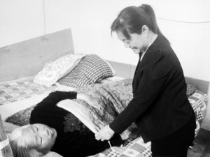伺候婆婆有三“赚”