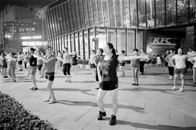 牛城广场舞怎么这样妖娆