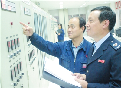 邢台县国税局把优化税收环境和加强税收征管相