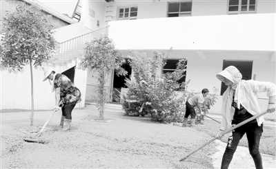 南和县教育体育局修缮校园