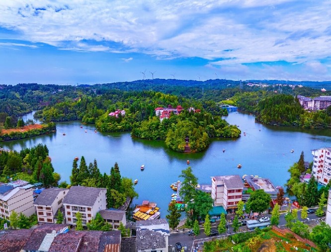 黄水国家级旅游度假区。石柱文化旅游委供图 第1眼TV-华龙网 发