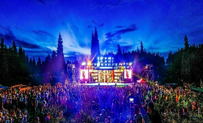 千野草场音乐会。石柱文化旅游委供图 第1眼TV-华龙网 发